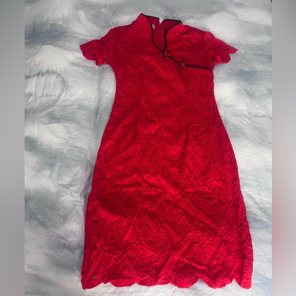 Chinese dress